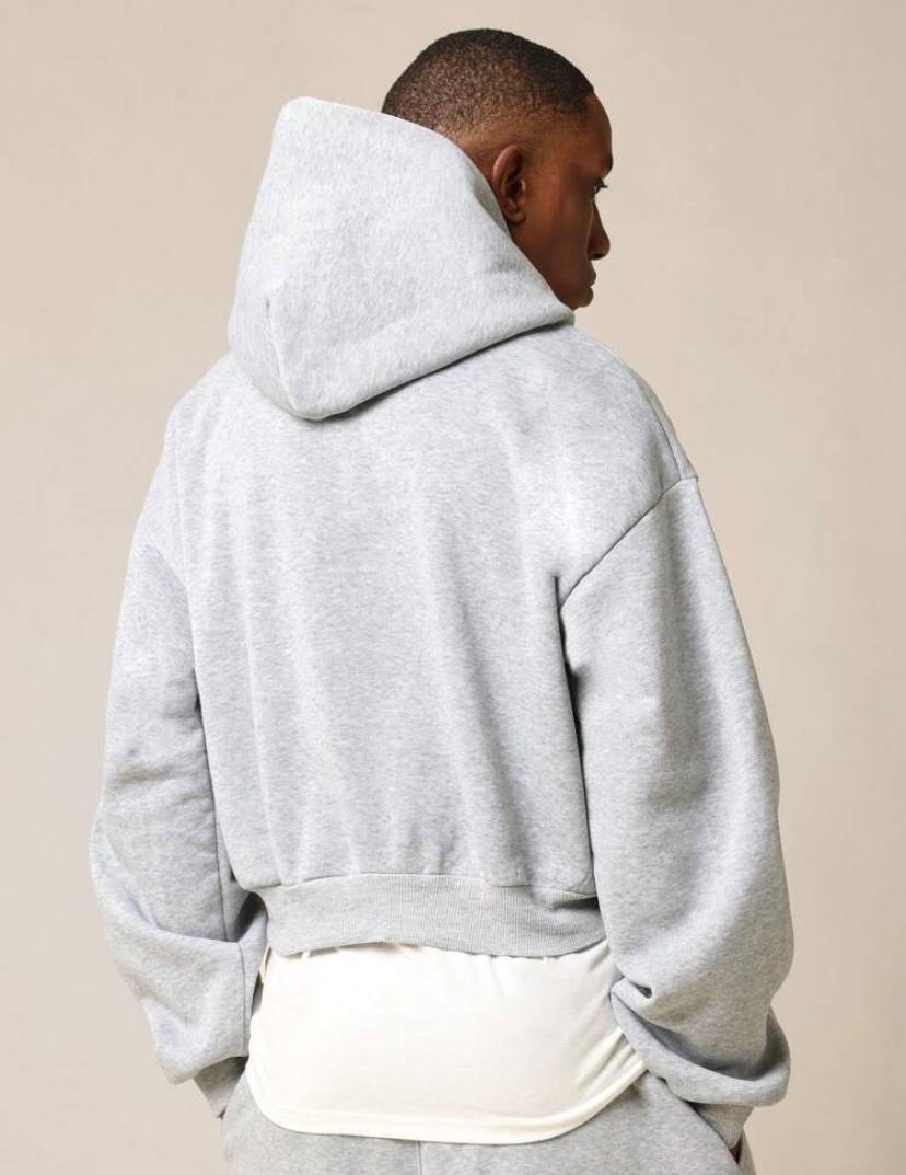 BASIC CROPPED HOODIE