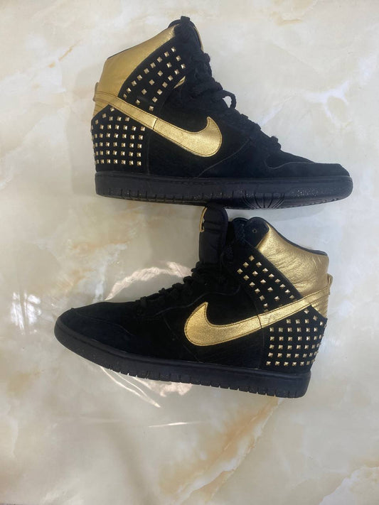 Nike Dunk Sky High Studs QS 'Black Metallic Gold